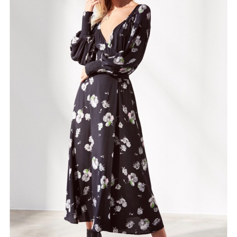 Free People So Sweetly wrap midi Black Floral M